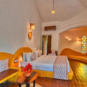 Neer Cottage